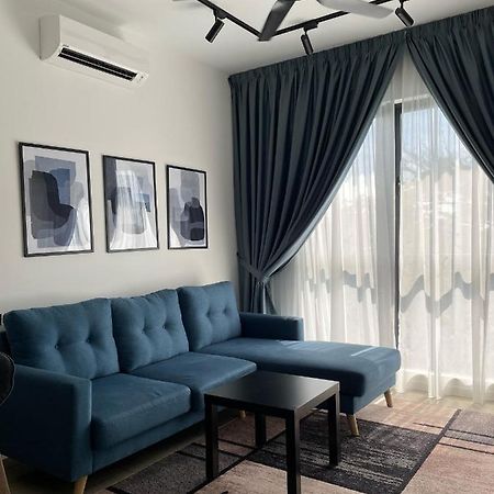 Stayje Putrajaya, 5 Minutes To Ioi City Mall, Wifi , Netflix, Free Parking Exteriör bild