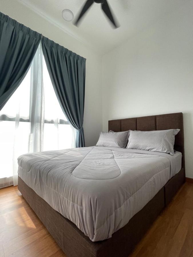 Stayje Putrajaya, 5 Minutes To Ioi City Mall, Wifi , Netflix, Free Parking Exteriör bild