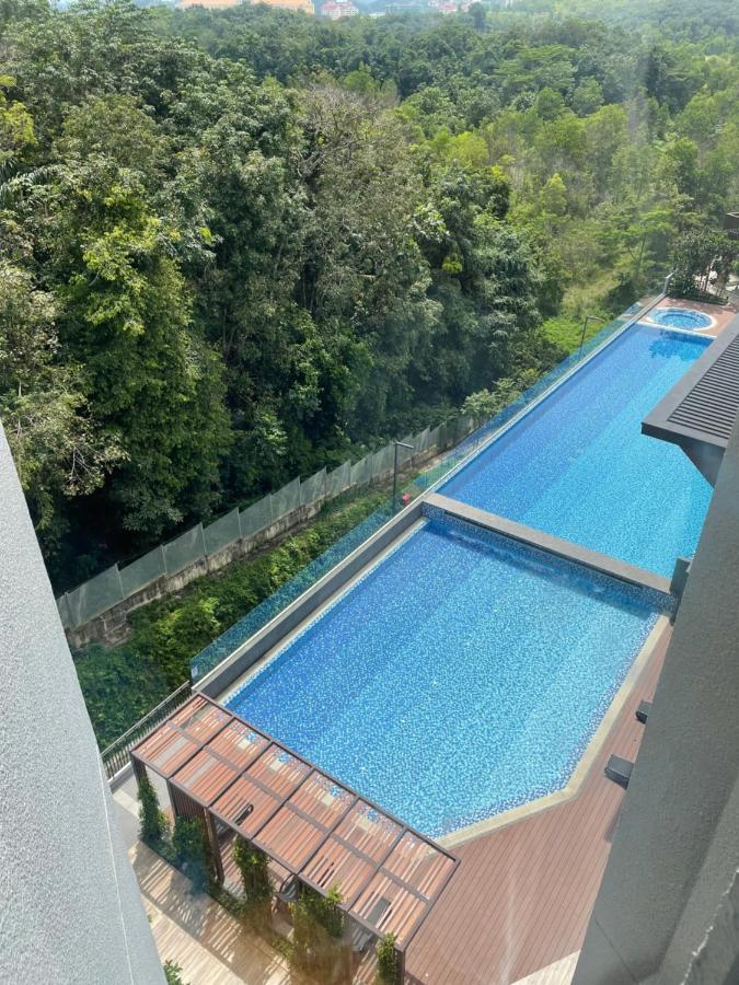 Stayje Putrajaya, 5 Minutes To Ioi City Mall, Wifi , Netflix, Free Parking Exteriör bild